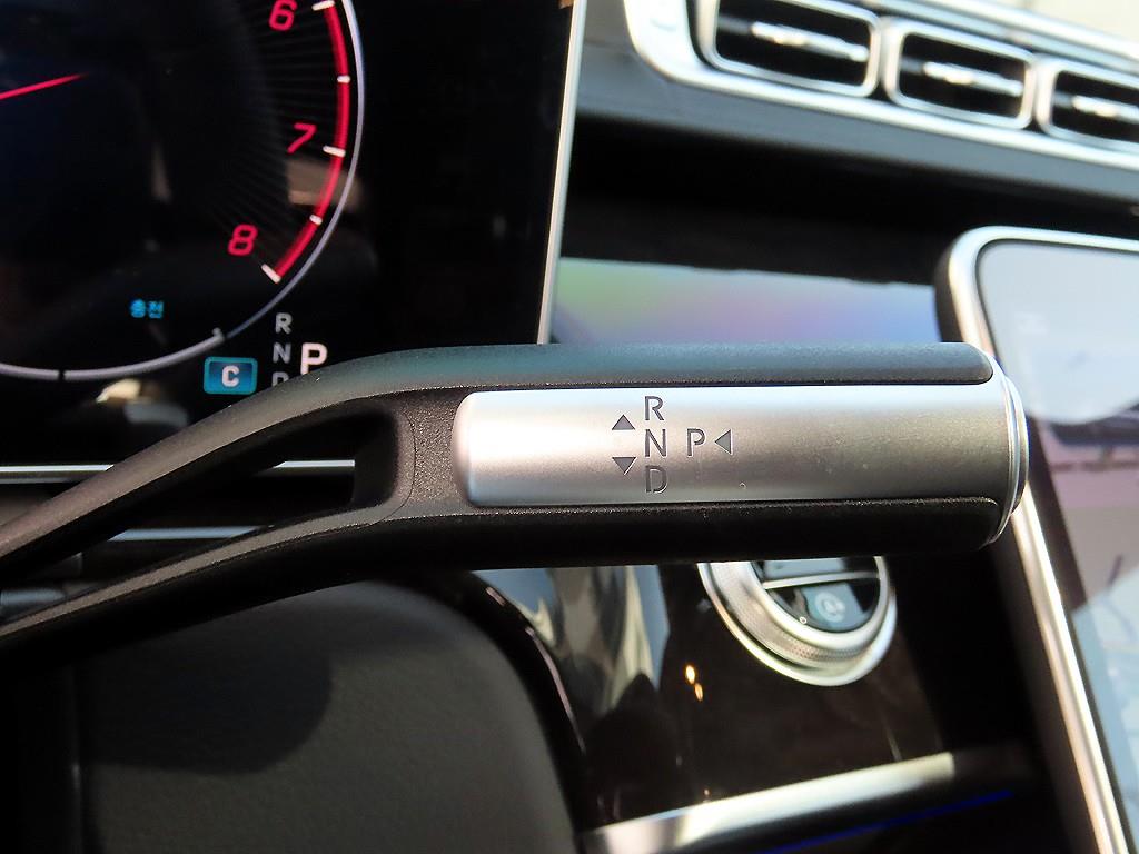 Mercedes Benz S Class - Vista 11