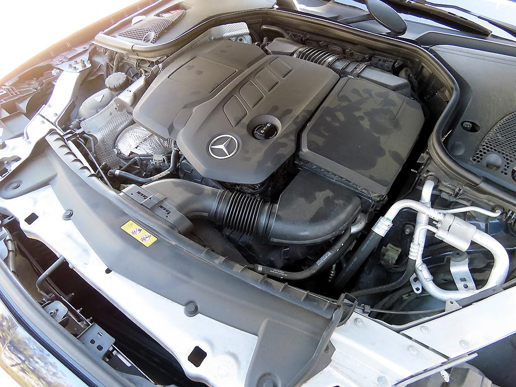 Mercedes Benz E class 2017 Azul - Importación desde Corea - HF Imports Iquique - Foto 18