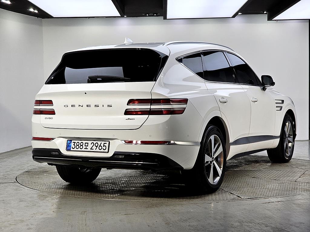 Genesis GV80 - Vista 4