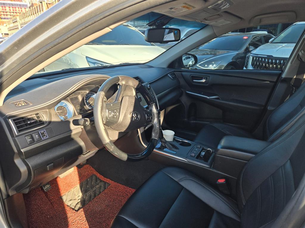 Toyota Camry - Vista 5