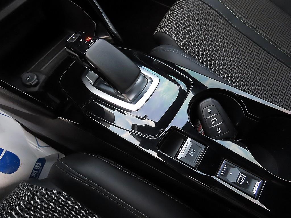 Peugeot 2008 - Vista 10