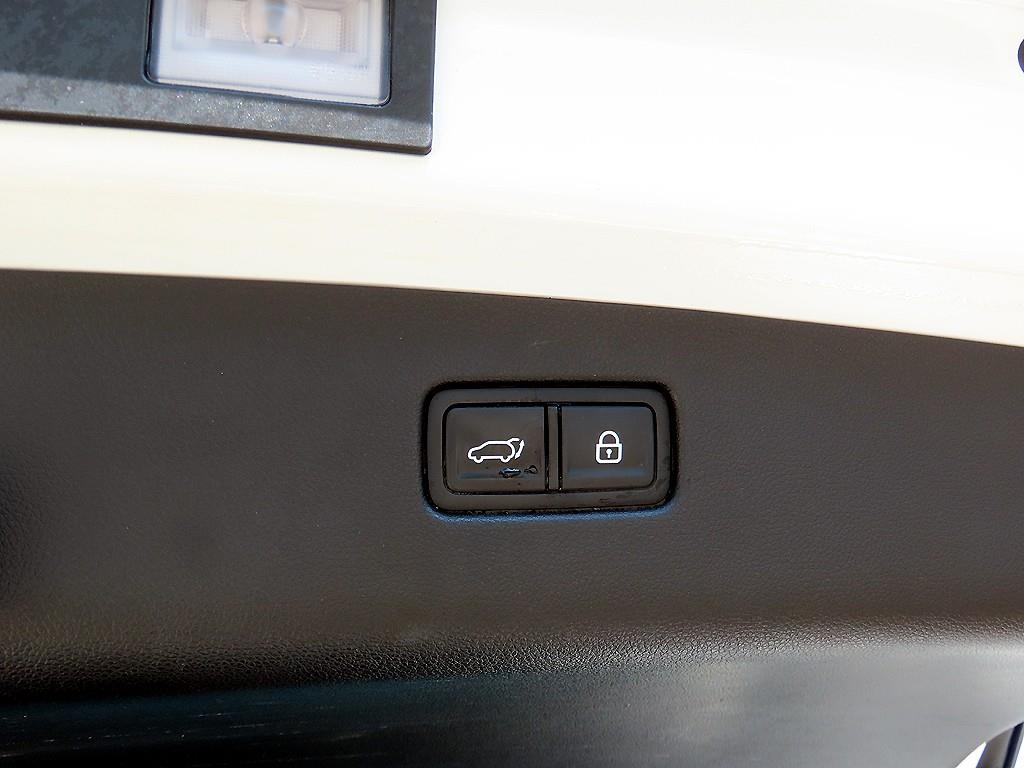 Genesis GV70 2021 Blanco - Importación desde Corea - HF Imports Iquique - Foto 17