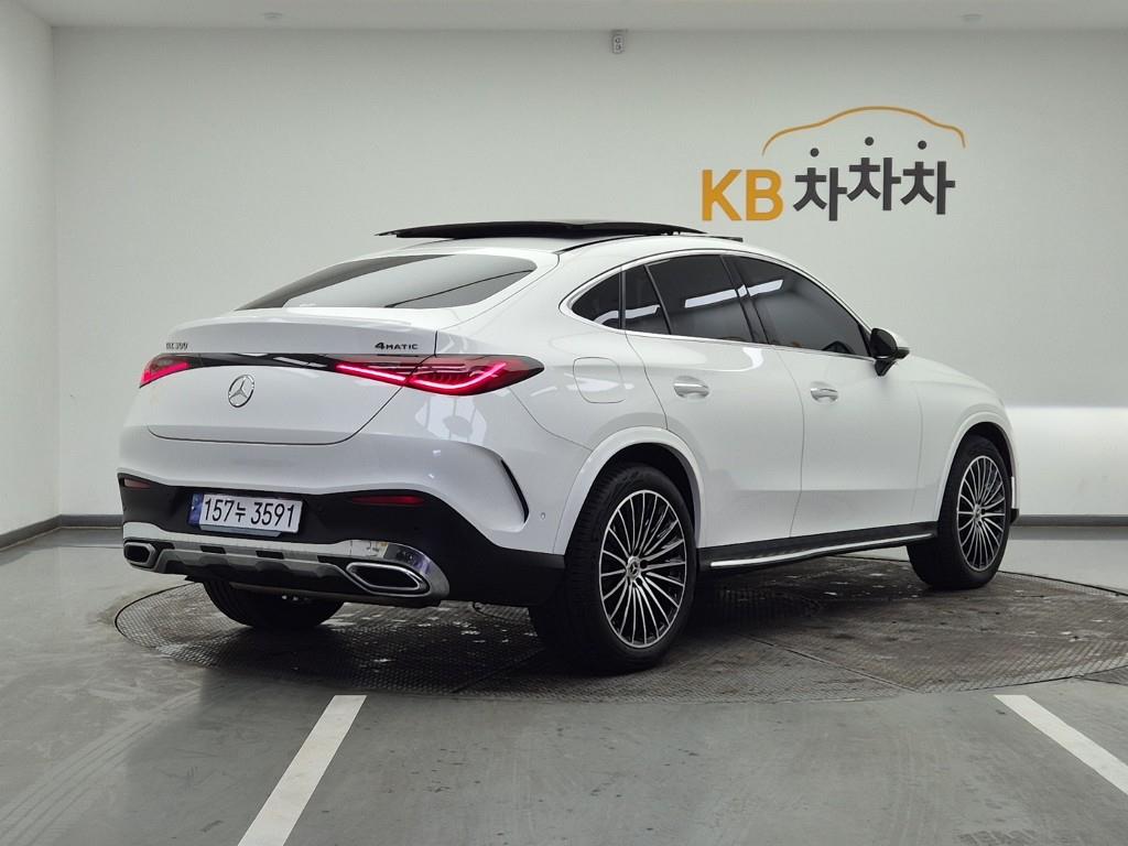 Mercedes Benz GLC Class - Vista 4