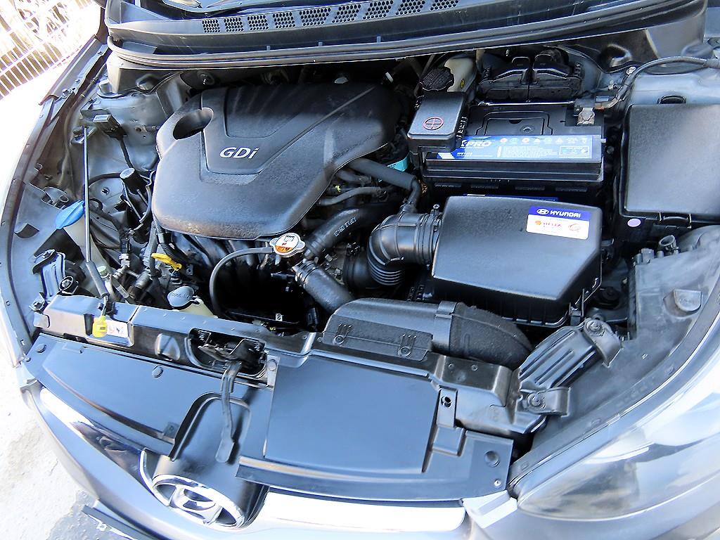 HYUNDAI Avante 2014 Gris - Importación desde Corea - HF Imports Iquique - Foto 19