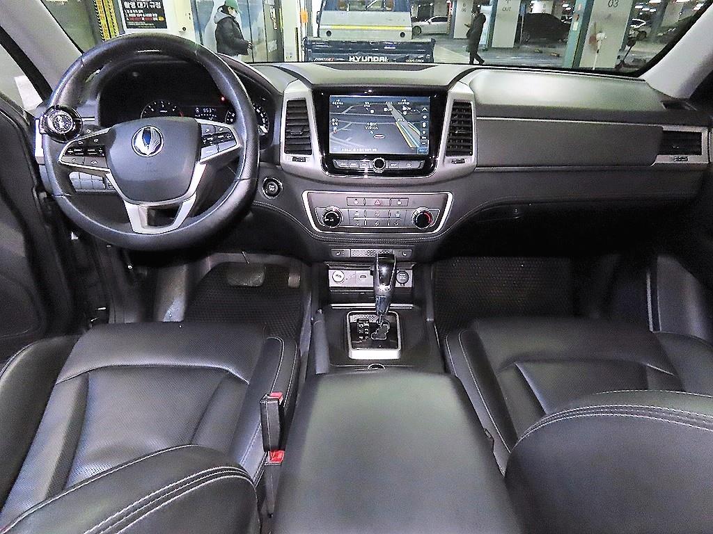 Ssangyong Rexton - Vista 10