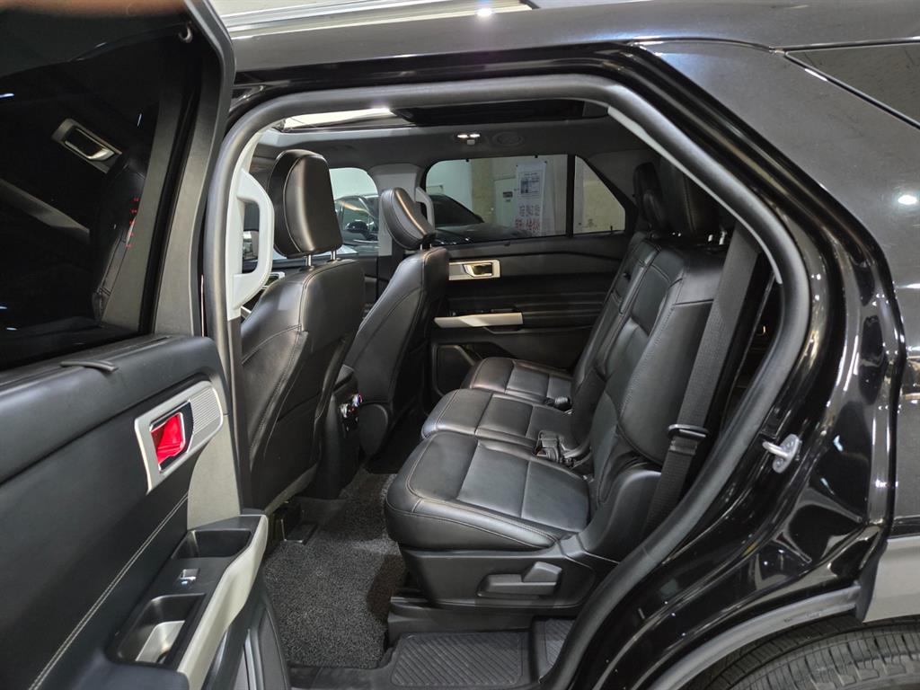 Ford Explorer - Vista 7