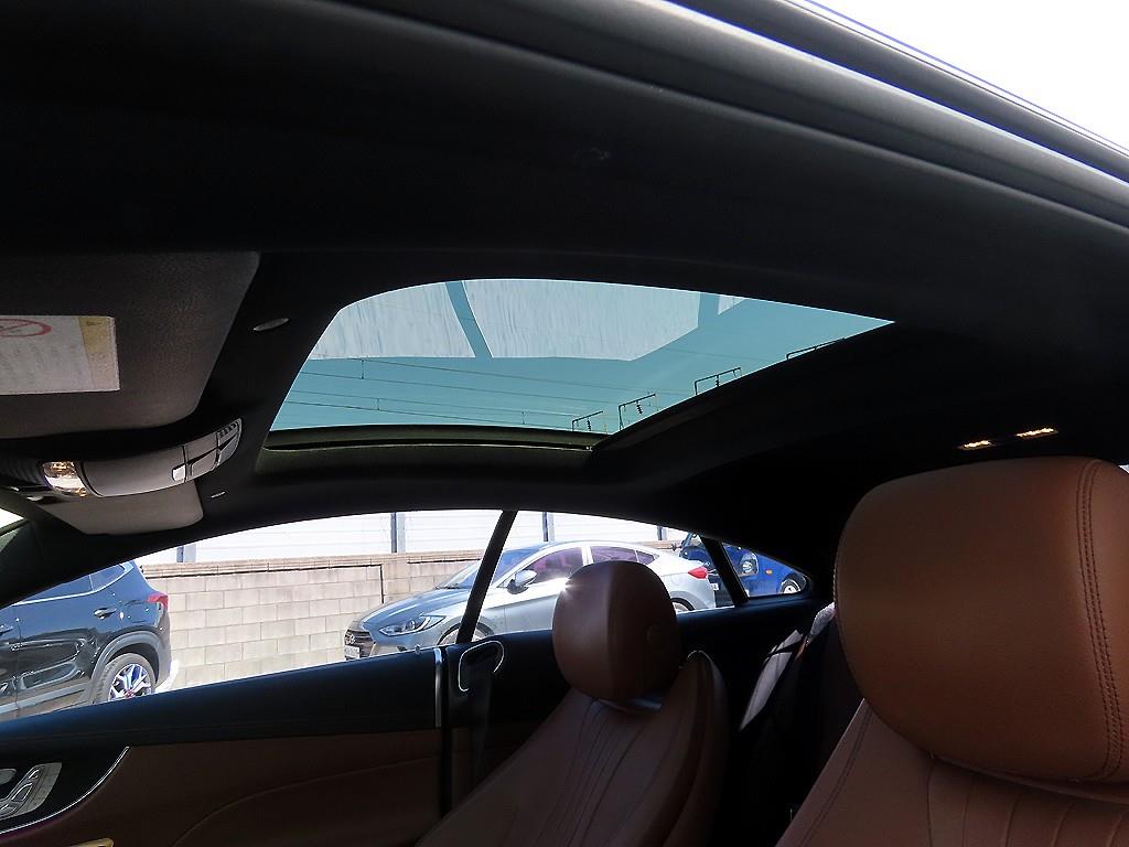 Mercedes Benz E class 2017 Azul - Importación desde Corea - HF Imports Iquique - Foto 17