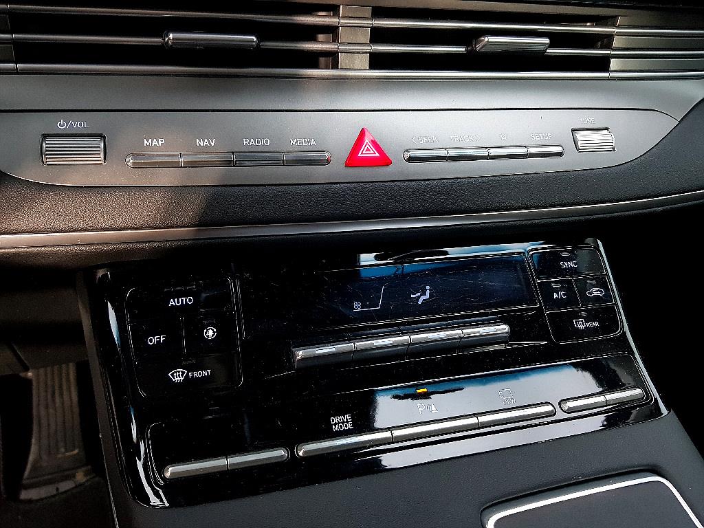 HYUNDAI Grandeur - Vista 12