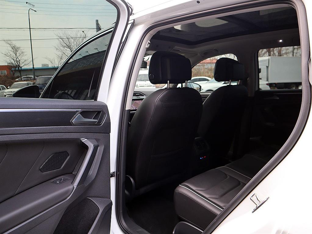 Volkswagen Tiguan - Vista 7