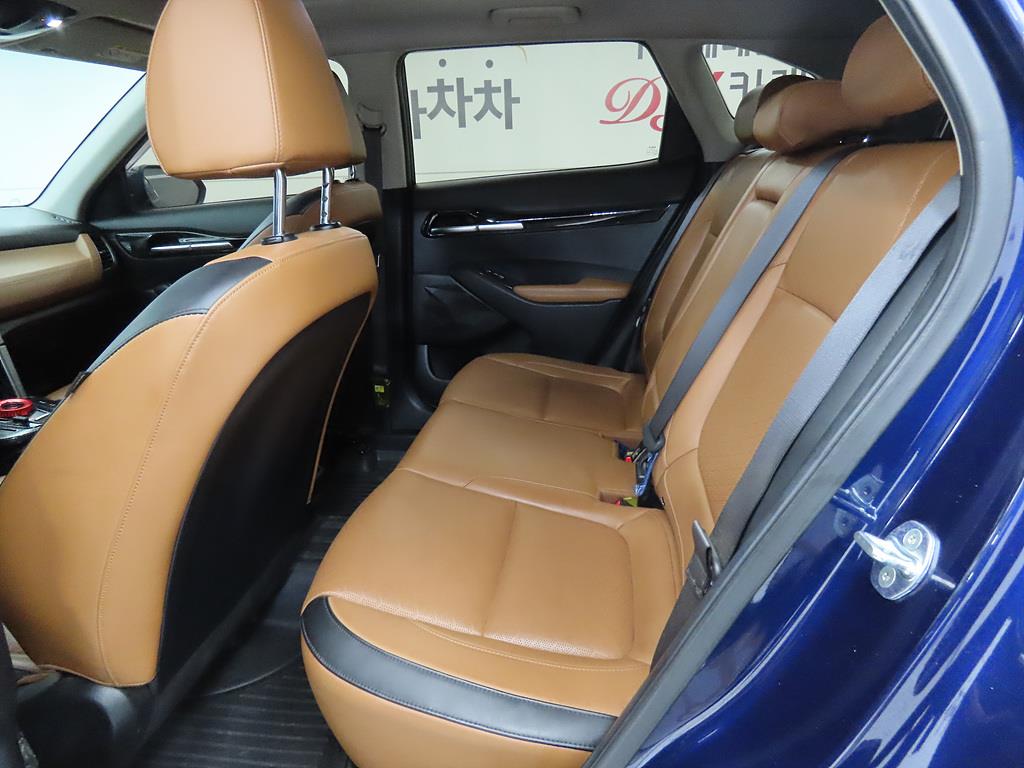 KIA Seltos - Vista 6