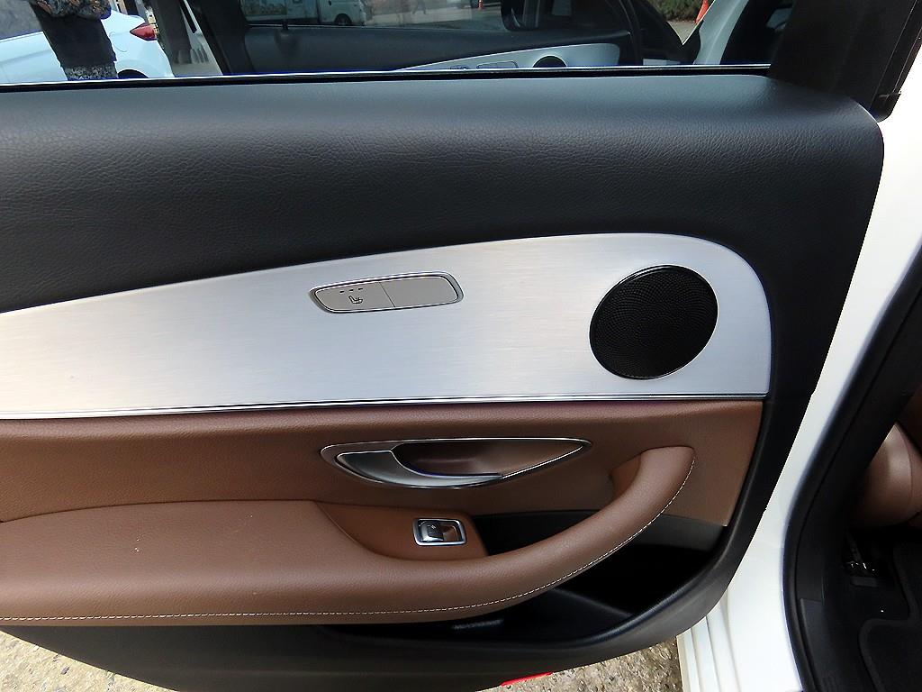 Mercedes Benz E class 2021 Blanco - Importación desde Corea - HF Imports Iquique - Foto 15