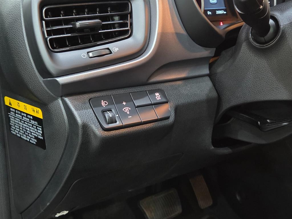 KIA Stonic 2018 Azul - Importación desde Corea - HF Imports Iquique - Foto 13