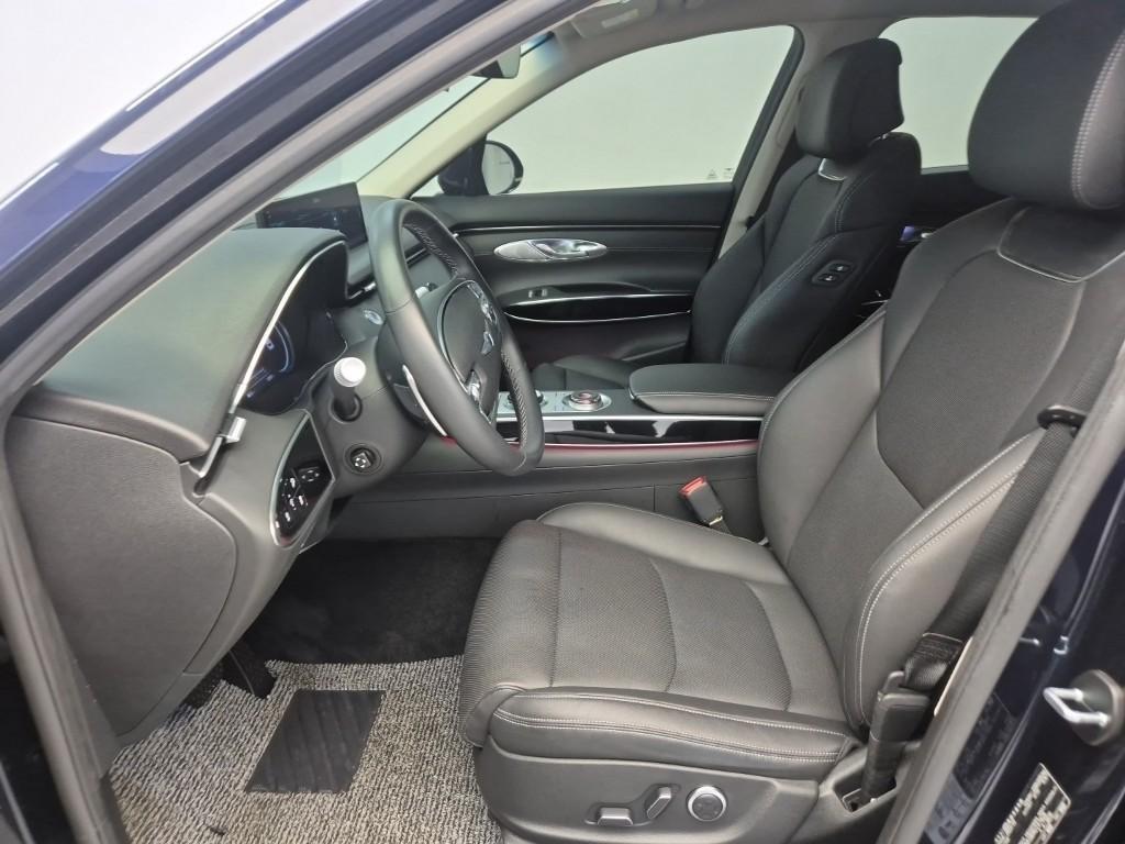 Genesis GV70 - Vista 11