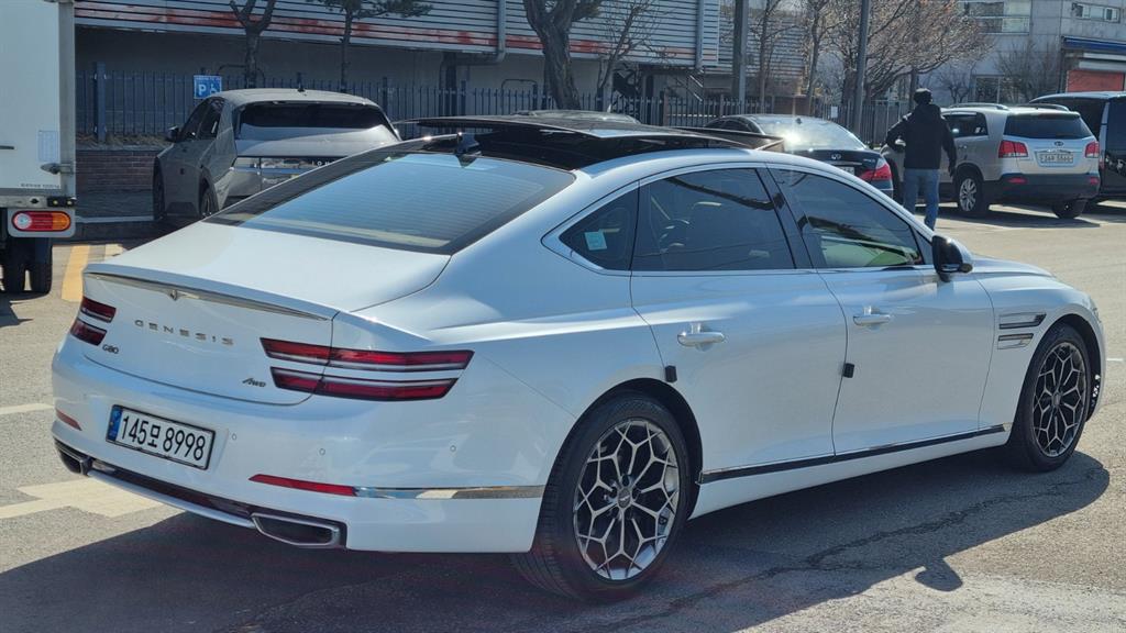 Genesis G80 - Vista 4