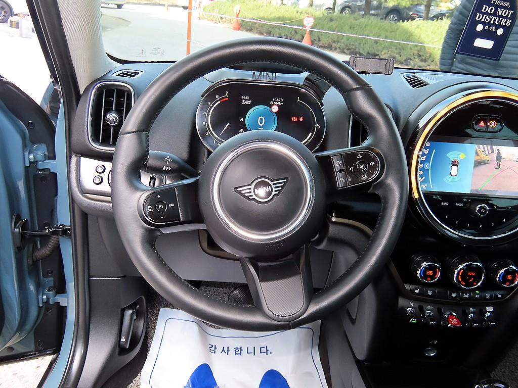 Mini Countryman - Vista 8