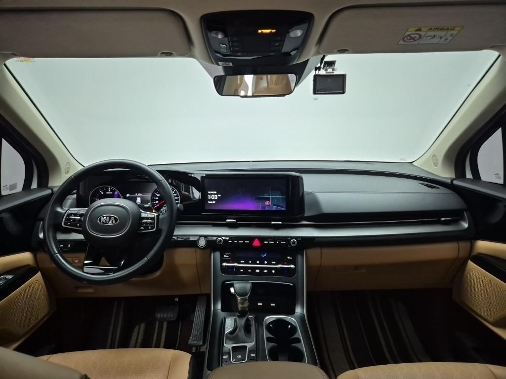 KIA Carnival - Vista 7