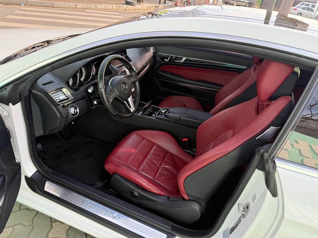 Mercedes Benz E class - Vista 9