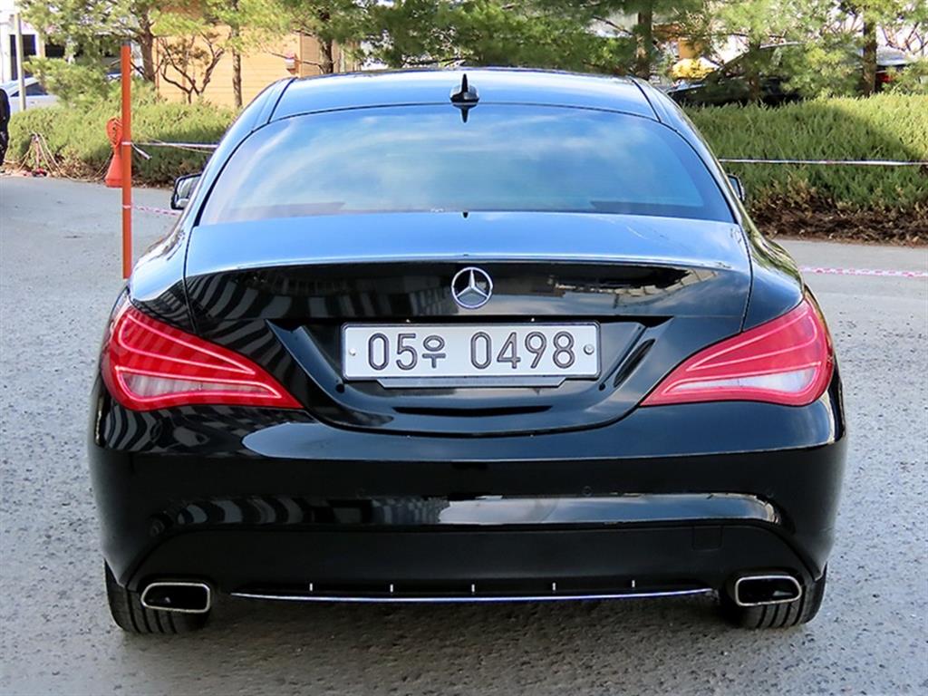 Mercedes Benz CLA Class - Vista 4