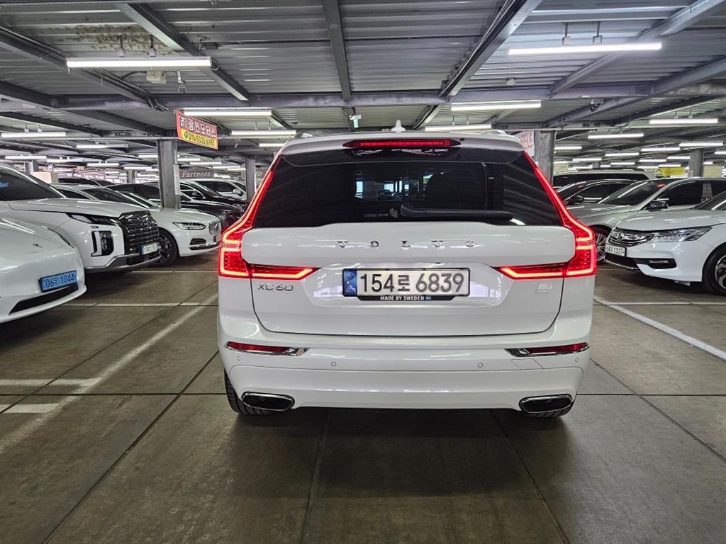 Volvo XC60 - Vista 5