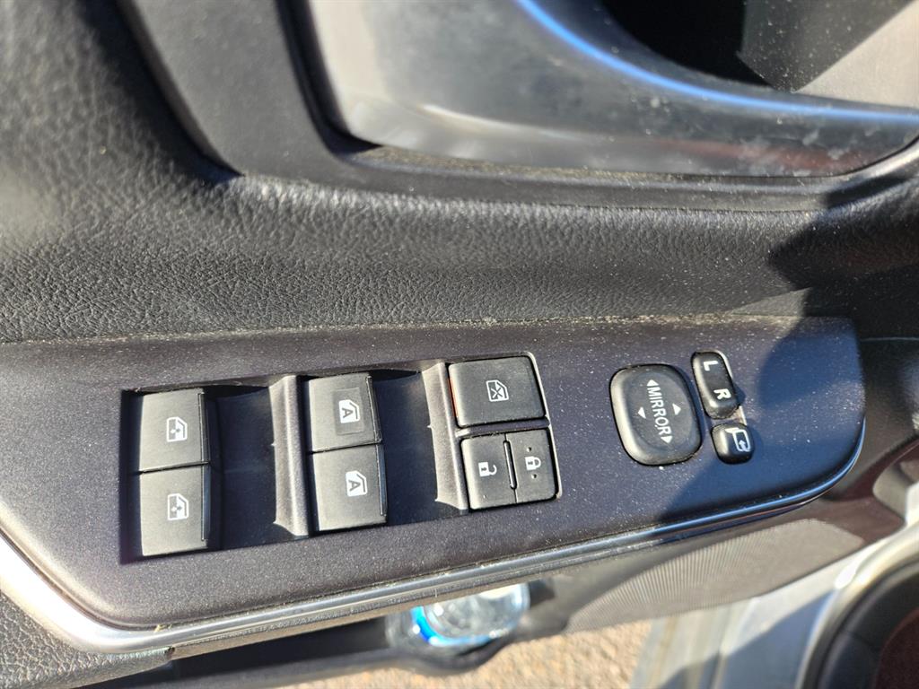 Toyota Camry - Vista 6