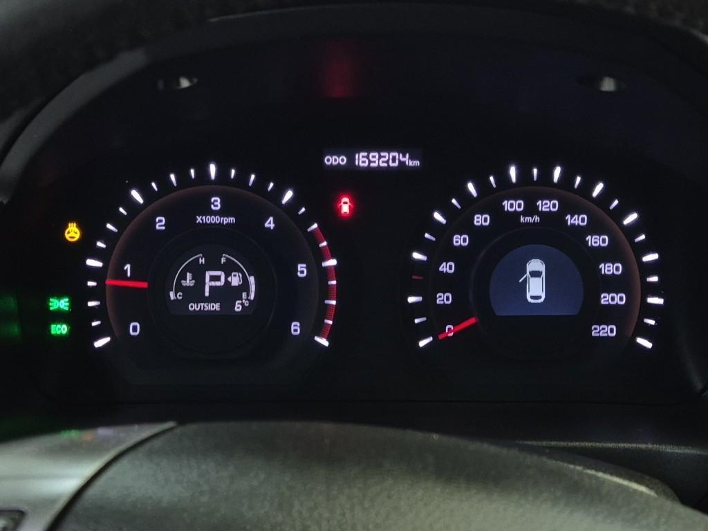 Ssangyong Korando - Vista 6