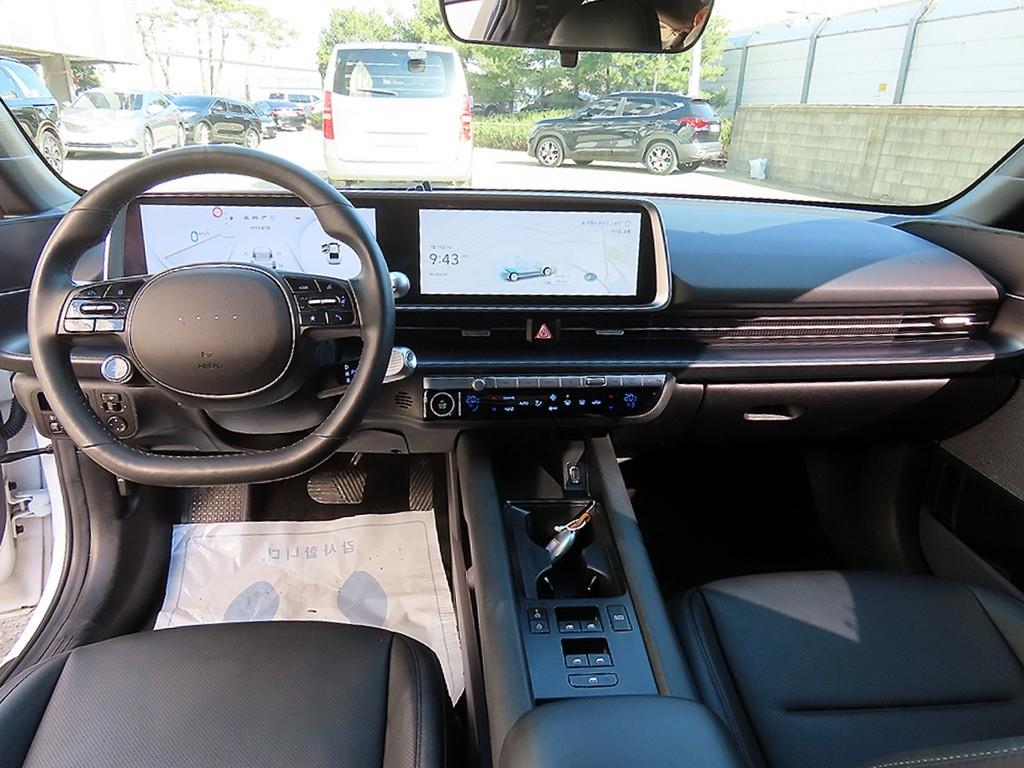 HYUNDAI Ioniq 6 - Vista 7