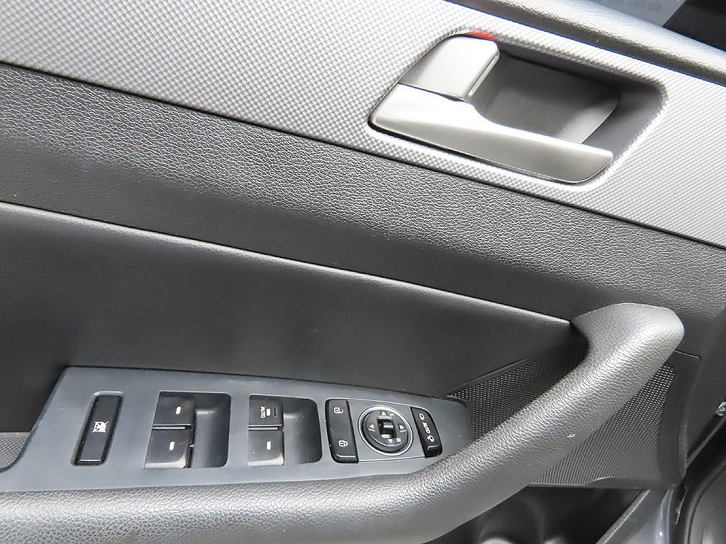 HYUNDAI Sonata 2018 Gris - Importación desde Corea - HF Imports Iquique - Foto 13