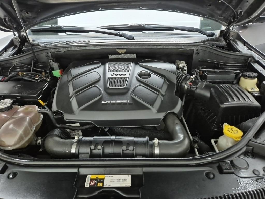 Jeep Cherokee - Vista 5