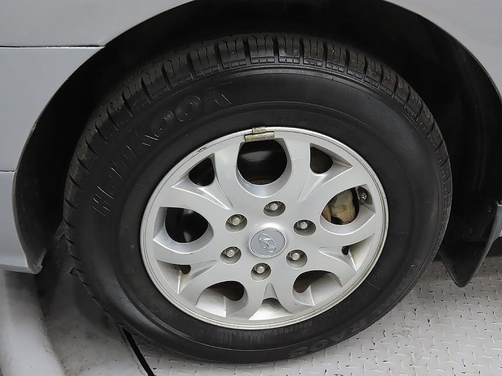 HYUNDAI Starex - Vista 9