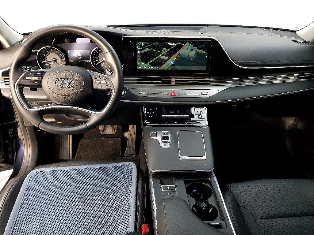 HYUNDAI Grandeur - Vista 5