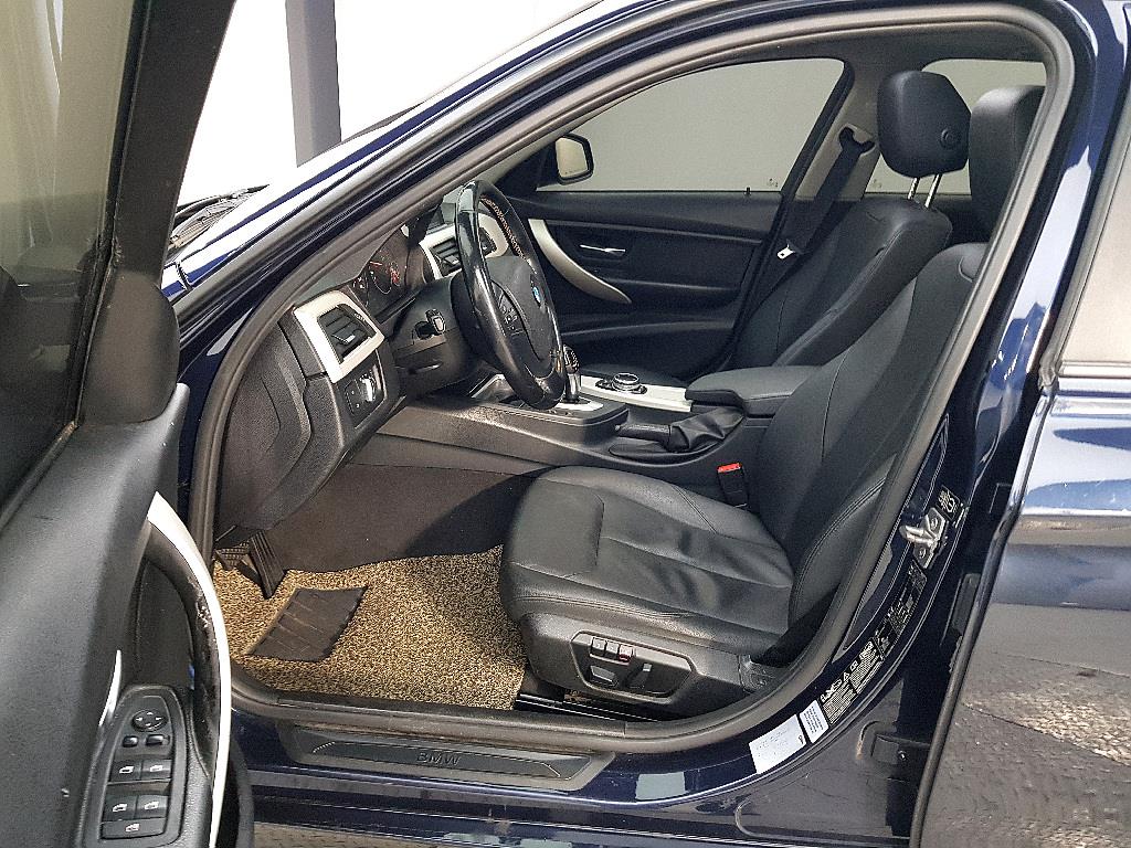 BMW 3 series - Vista 8