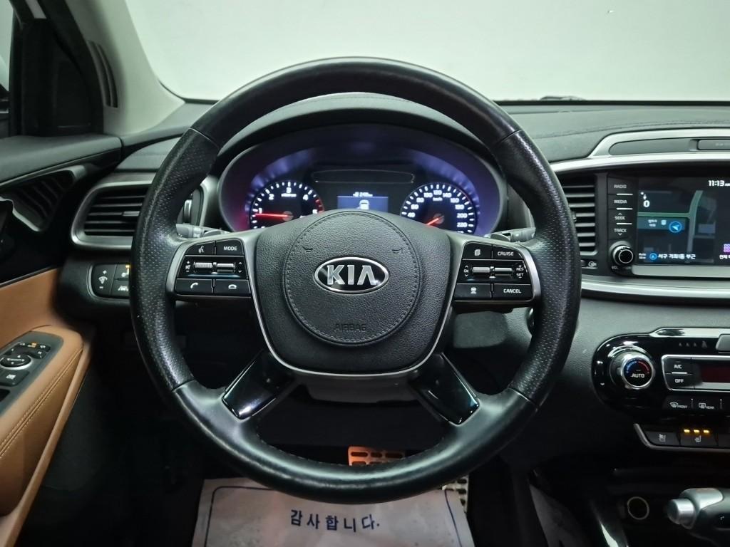 KIA Sorento - Vista 11