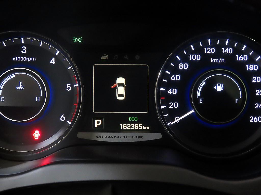 HYUNDAI Grandeur - Vista 9