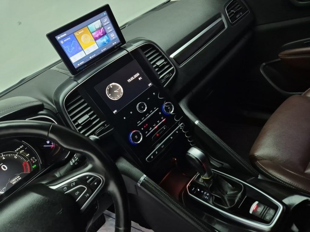 SAMSUNG QM6 - Vista 10