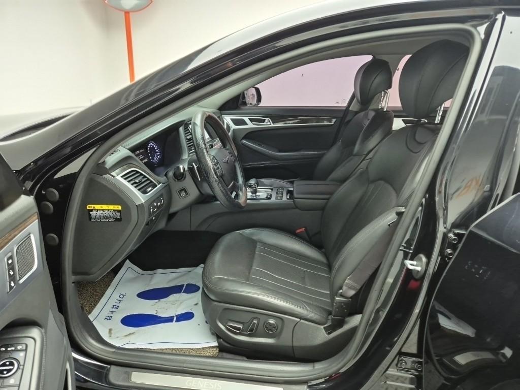 Genesis G80 - Vista 11