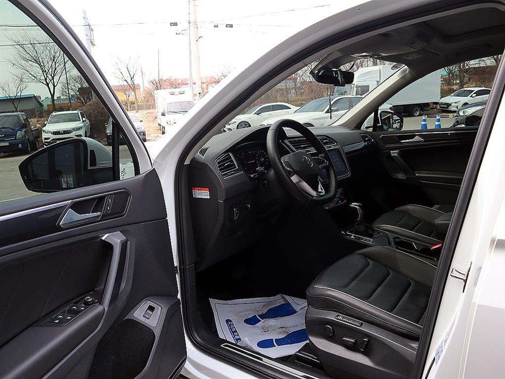 Volkswagen Tiguan - Vista 6