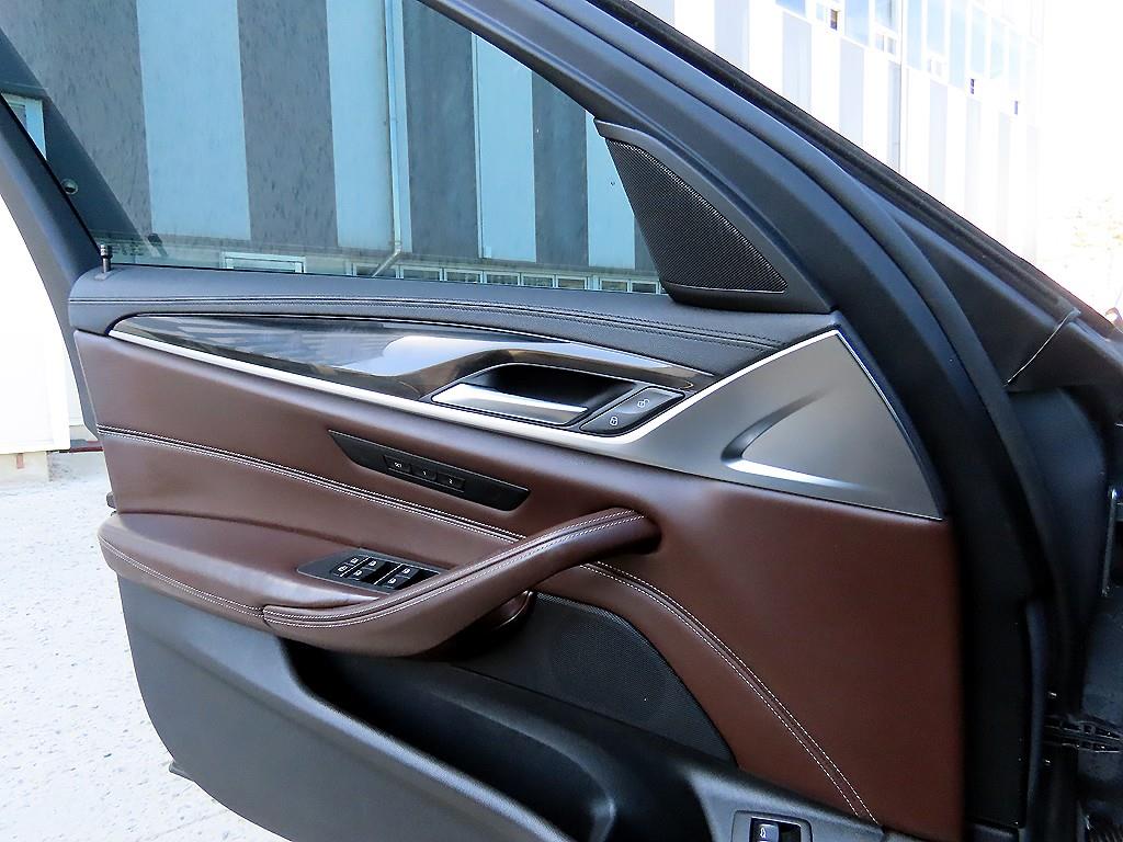 BMW 5 Series - Vista 12