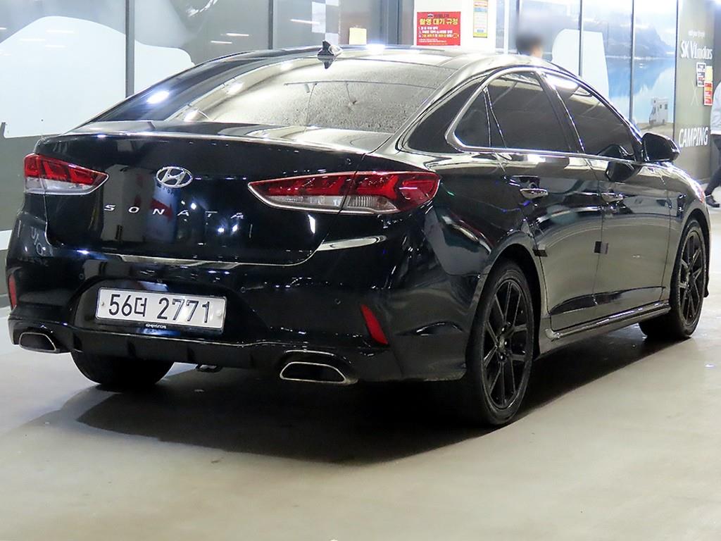 HYUNDAI Sonata - Vista 4