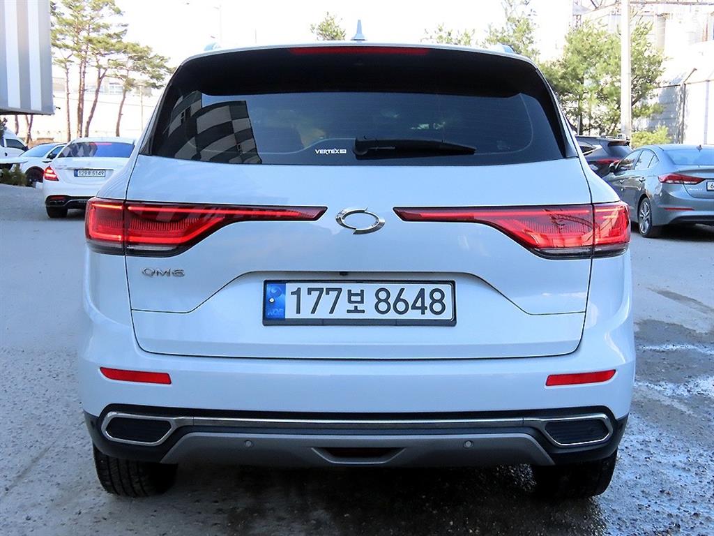 SAMSUNG QM6 - Vista 4