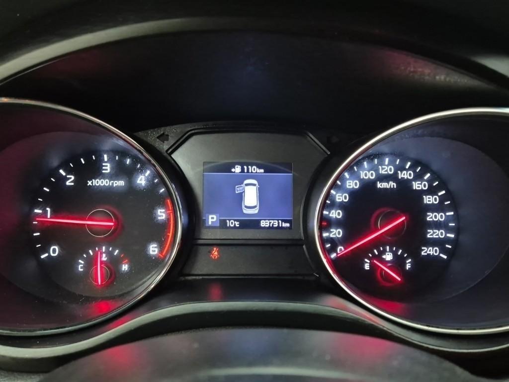 KIA Carnival - Vista 6