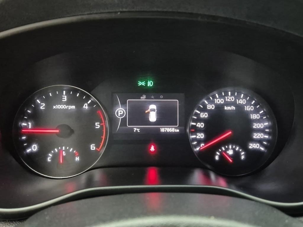 KIA Sportage - Vista 6