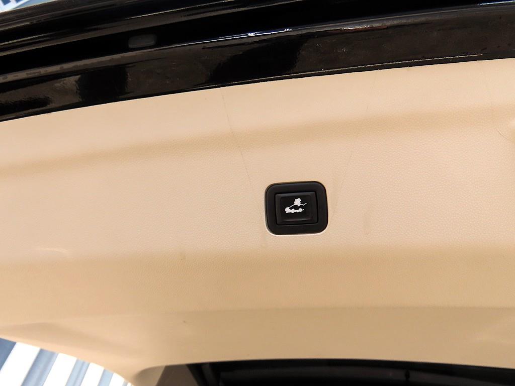 Cadillac Escalade 2021 Negro - Importación desde Corea - HF Imports Iquique - Foto 16