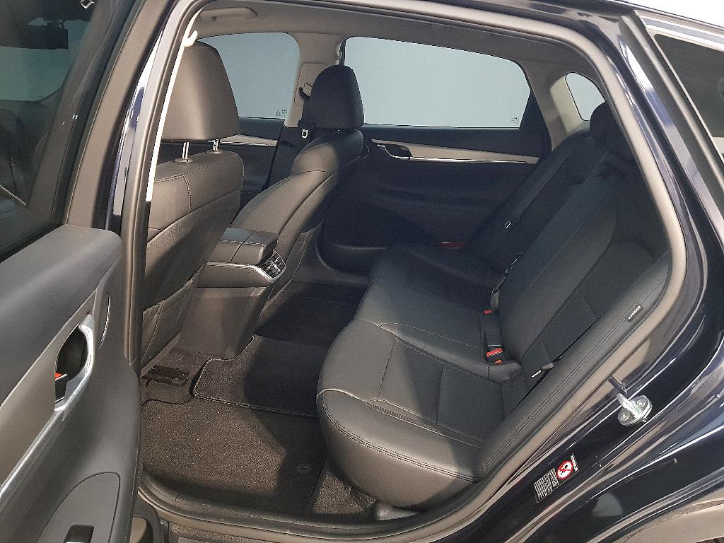 HYUNDAI Grandeur - Vista 9