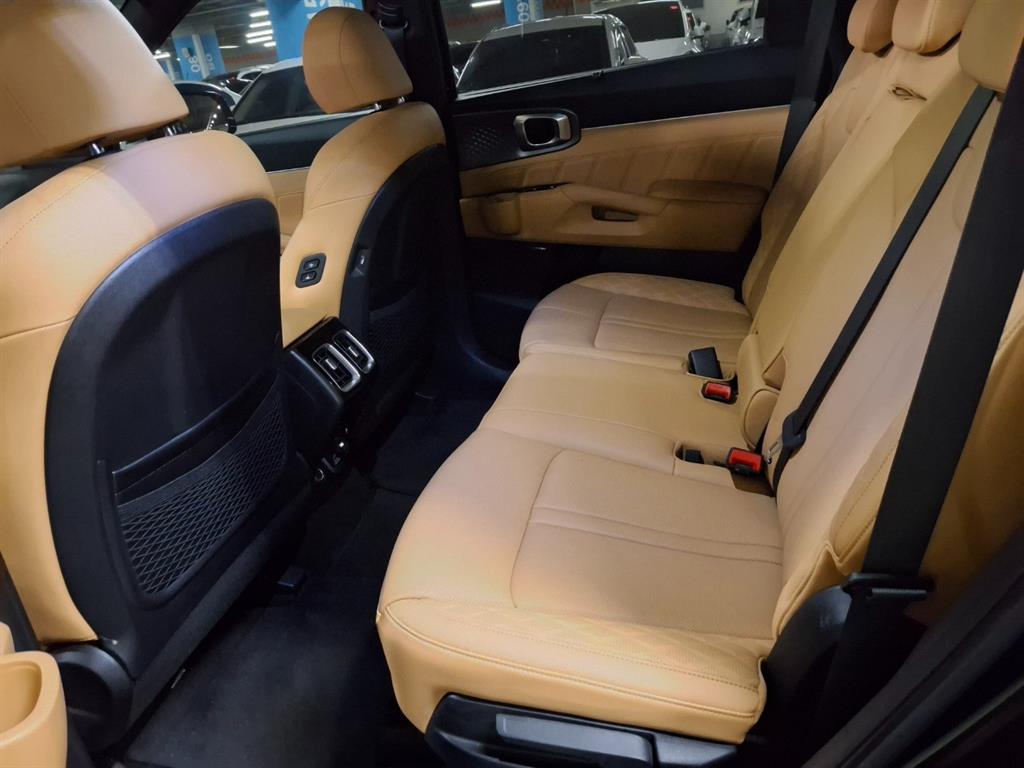 KIA Sorento - Vista 10
