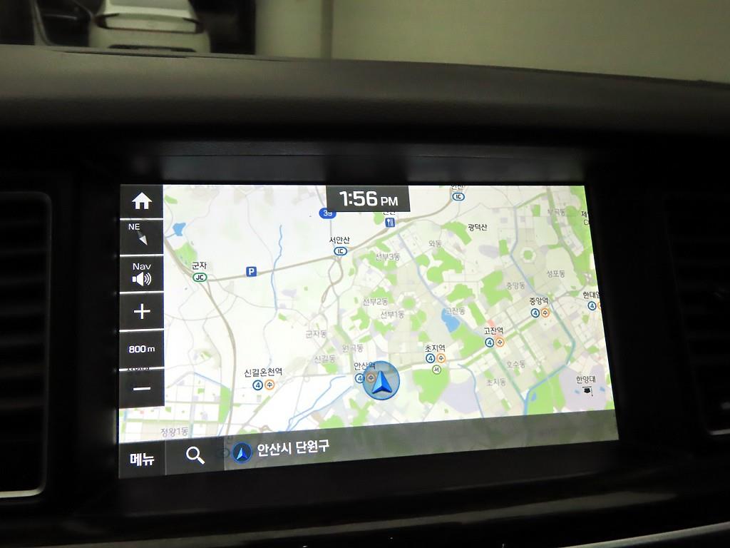 Genesis G80 - Vista 8