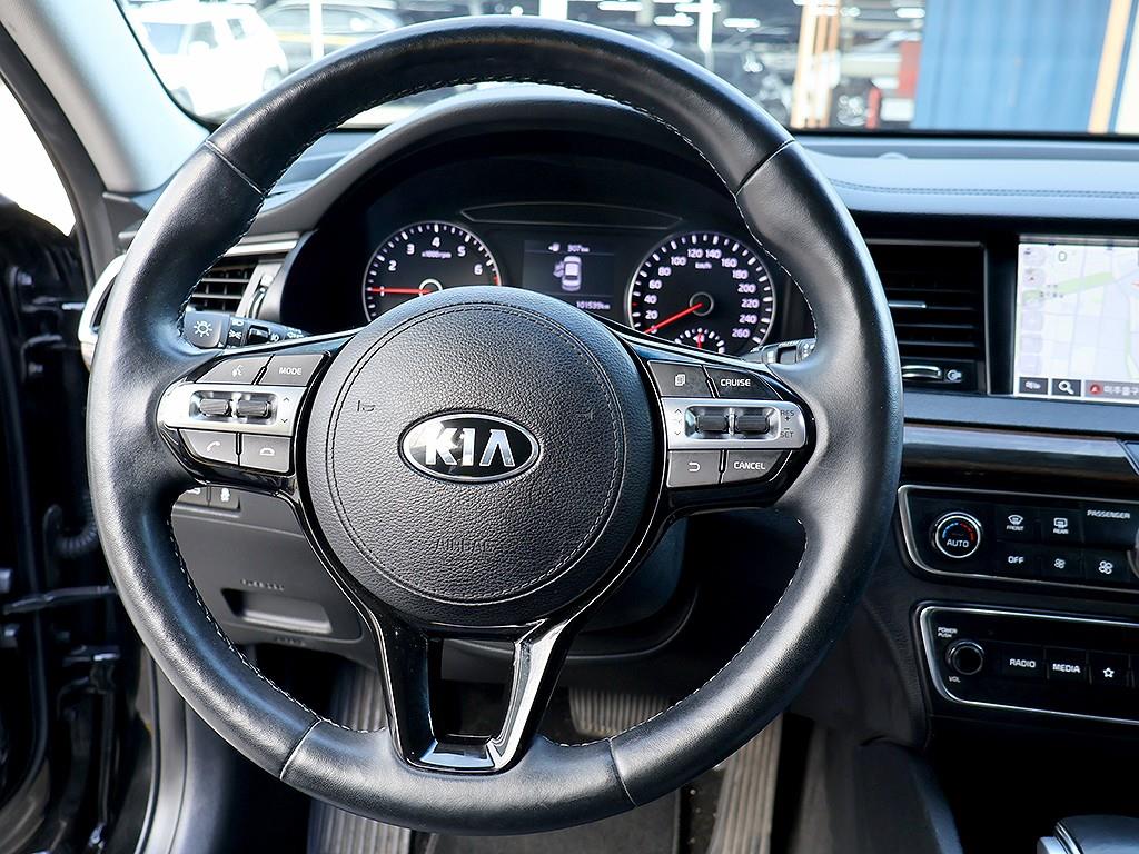 KIA K7 2018 Negro - Importación desde Corea - HF Imports Iquique - Foto 8