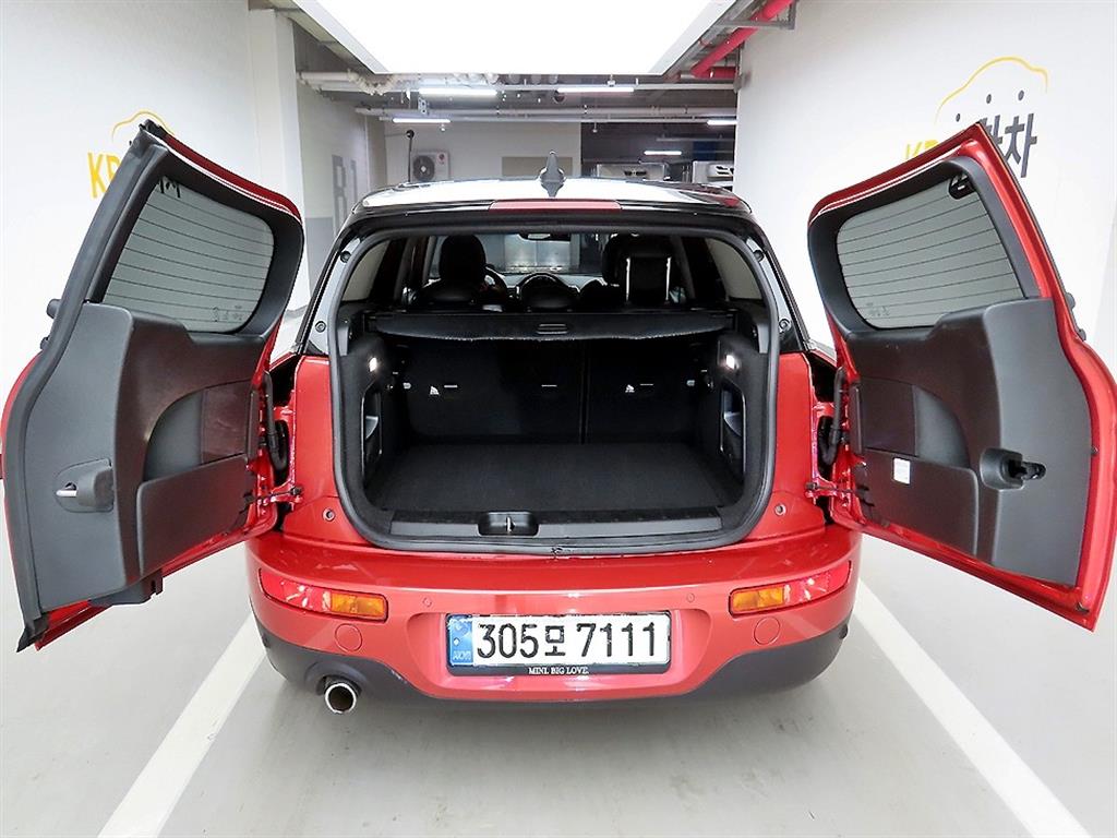 Mini Clubman - Vista 5