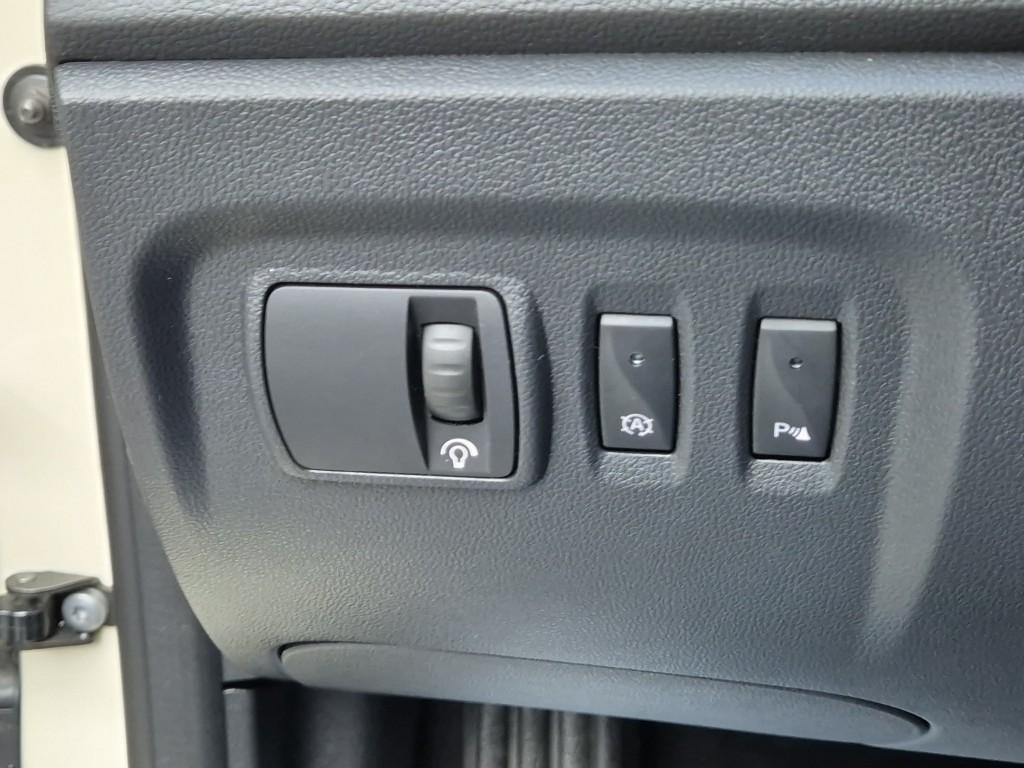 SAMSUNG QM3 2018 Blanco - Importación desde Corea - HF Imports Iquique - Foto 17