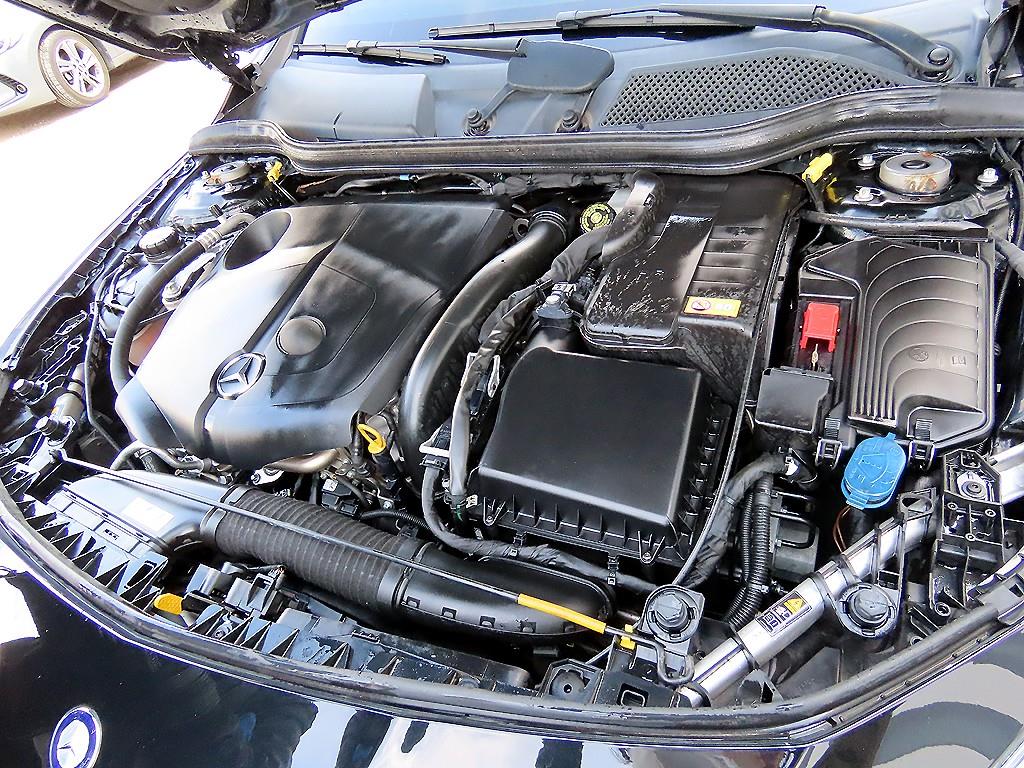 Mercedes Benz CLA Class 2016 Negro - Importación desde Corea - HF Imports Iquique - Foto 19