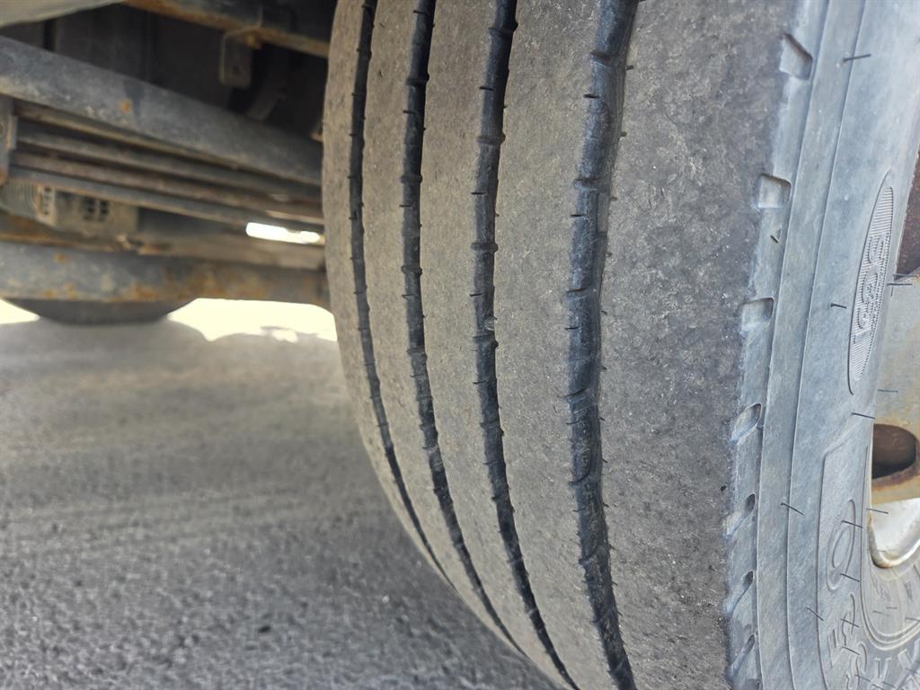 medium and large cargo goso 2006 Amarillo - Importación desde Corea - HF Imports Iquique - Foto 19